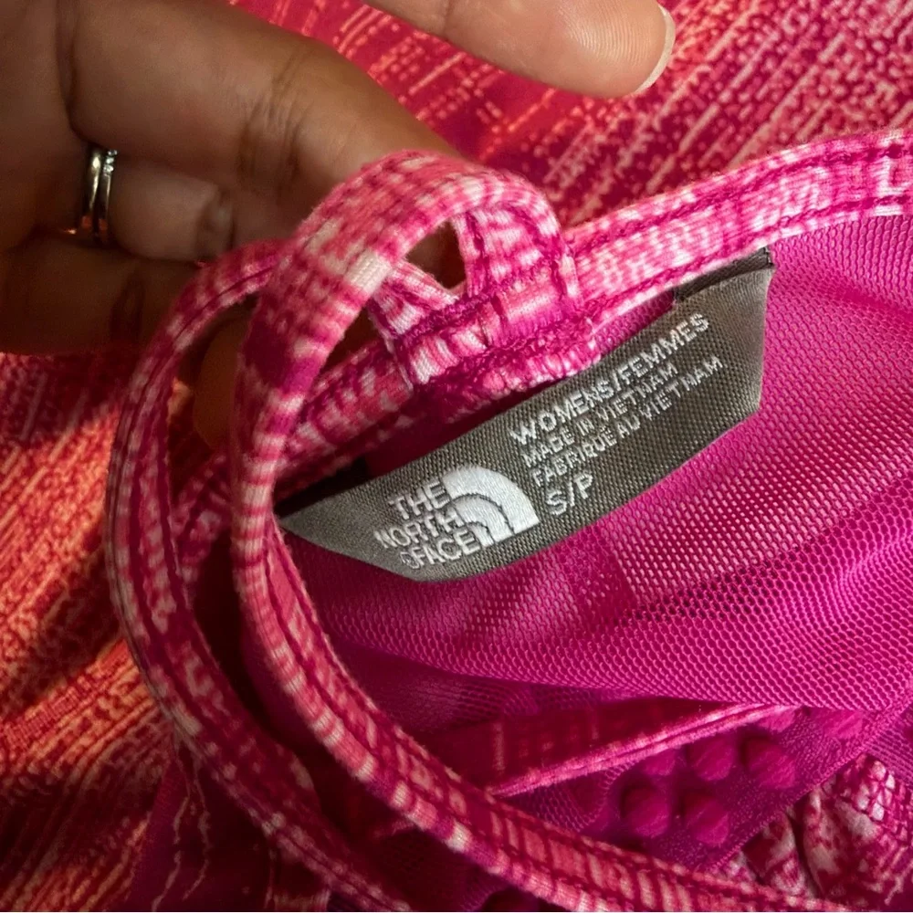 The North Face Crisscross Dress Pink Size Small Built In Shelf  Bra - Picture 6 of 7